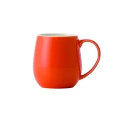 Orange porcelain mug with a capacity of 320 ml. Orange porcelain mug with a capacity of 320 ml.