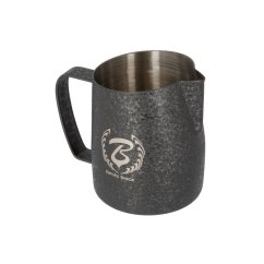 Konvička na šľahanie mlieka Barista Space Ice Grain Black 450 ml.