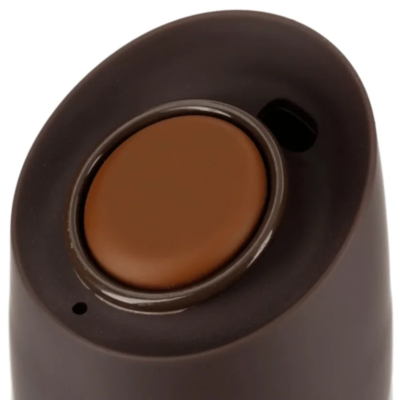 Gobelet isotherme marron Asobu 5th Avenue Coffee Tumbler d'une contenance de 390 ml, idéal pour voyager.