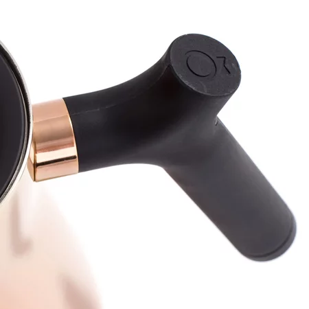 Gooseneck kettle Fellow Stagg in copper color, ideal for precise pouring during coffee preparation.