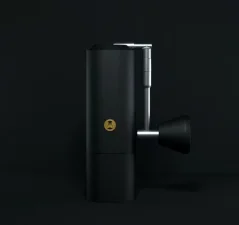 Molino de café manual negro Timemore Chestnut X serie.