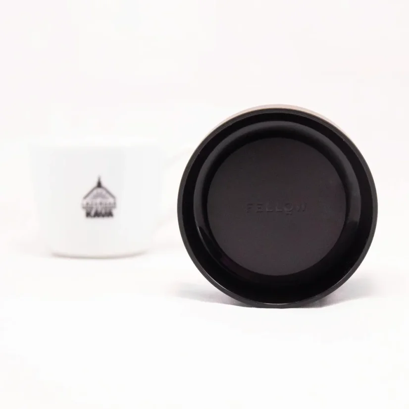 Fellow Carter Move Mug 360 Sip Lid Black 355 ml černý