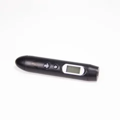 Subminimal schwarzes Thermometer auf weißem Hintergrund