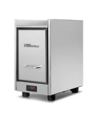 Frigo Nuova Simonelli Pontofrigo mat geréngem Stroumverbrauch vu 75 W.