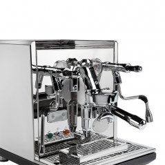 Pákový kávovar ECM Synchronika v detailoch