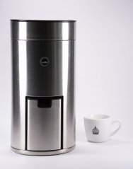 Strieborný elektrický mlynček na alternatívne spôsoby mletia kávy Wilfa Uniform.