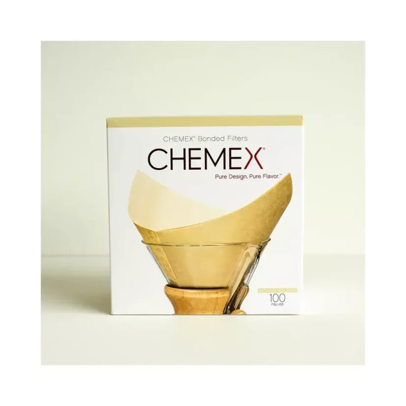 Balenie 100 ks papierových filtrov Chemex FSU-100 vhodných pre 6-10 šálok kávy, vyrobených z prírodného papiera.