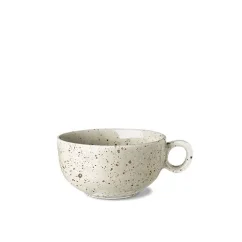 Biely porcelánový šálka značky G. Benedikt z kolekcie Lifestyle s objemom 150 ml.