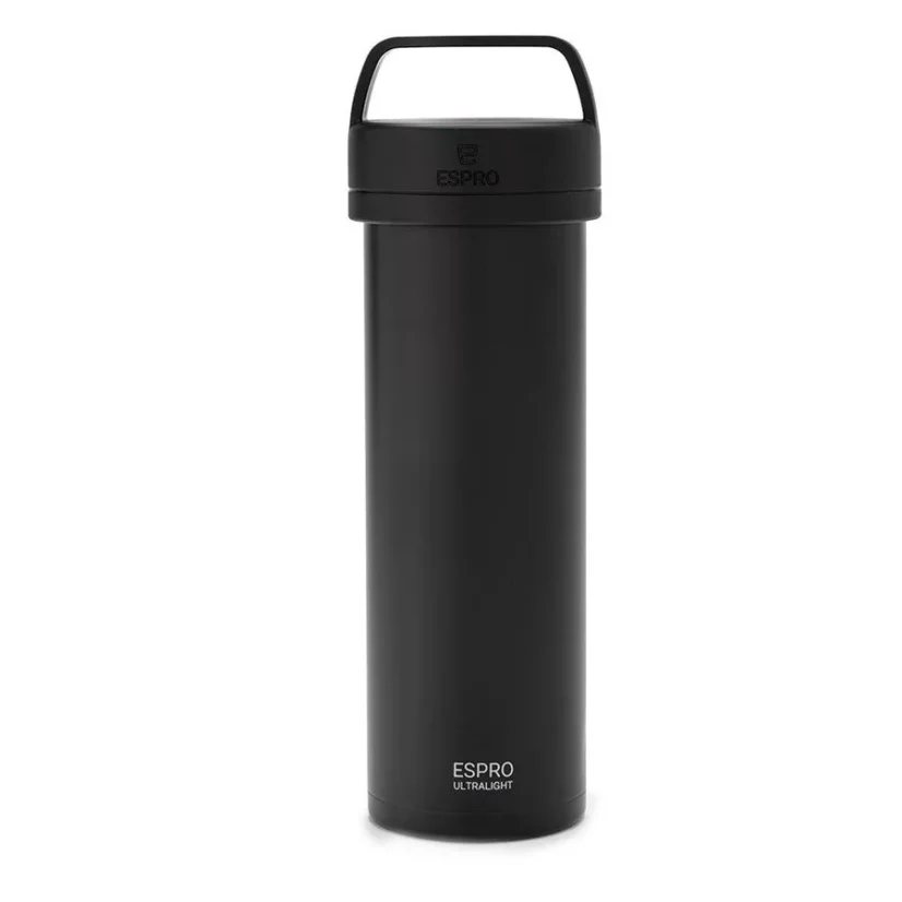 Espro Ultra Light Coffee Press vo čiernej farbe s objemom 450 ml.