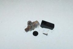 Messing-Kugelventil mat schwaarzem Plastikhiewel, enger Dichtungsscheif an engem Schrauf. Messing-Kugelventil mat schwaarzem Plastikhiewel, enger Dichtungsscheif an engem Schrauf.