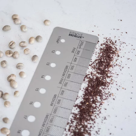 Outil de mesure et de calibration précis pour le broyage du café, améliore le goût de votre café préparé.