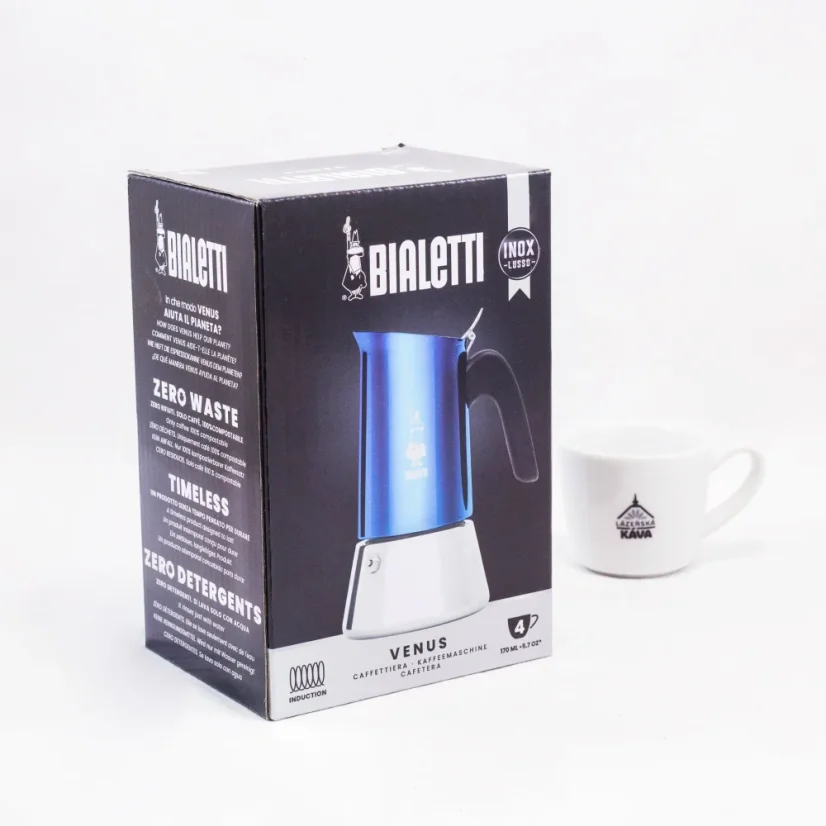 Bialetti New Venus Blue moka pot for 4 cups with a capacity of 170 ml in elegant blue color.