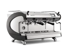 Machine à café professionnelle Aurelia Wave avec des têtes surélevées.