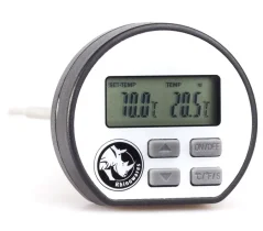 Digitalt termometer fra Rhinowares på hvid baggrund.