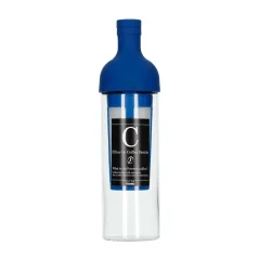 Kék Hario üveg cold brew kávé előállításához.