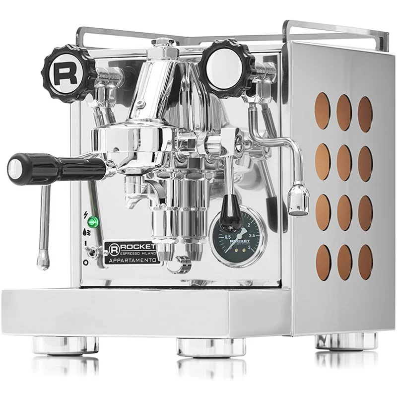 Espressor cu levier Rocket Espresso Appartamento Copper cu boiler din cupru, ideal pentru iubitorii de cafea de calitate acasă.