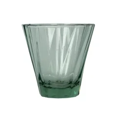 Tasse à cappuccino en verre vert Twisted de Loveramics, fabriquée en verre, contenance 180 ml.