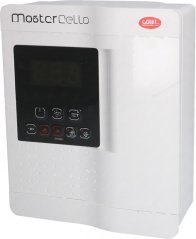 Controller CAREL Mastercella MD33D5EN00, wäisse Plastikkierper mat säitleche Loftschlitzen an engem Display