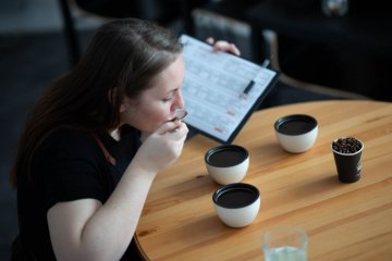 Erkennt d'Aromen vum Kaffi wann Dir doheem kachen