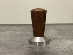 Handtamper Heavy Tamper Wenge 58,4 mm gebraucht, kompatibel mit der Kaffeemaschine Nuova Simonelli Oscar II.