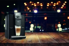 Hausautomatik-Kaffeemaschine Nivona NICR 820 mit integriertem Display.