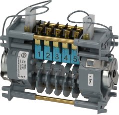 Zäitschalter 7805DV 5 Nocken, mat Elektromotor, fënnef nummeréierte Nockenunitéiten a zwee wäisse Konnektoren Zäitschalter 7805DV 5 Nocken, mat Elektromotor, fënnef nummeréierte Nockenunitéiten a zwee wäisse Konnektoren