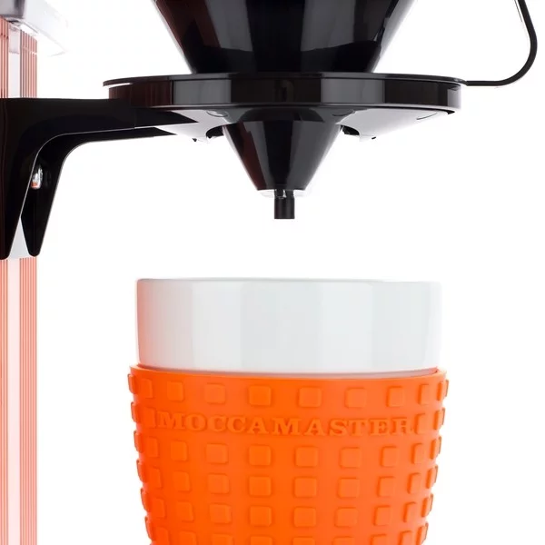 Pomocou oranžového domáceho prekapávača Moccamaster Cup One Technivorm s napätím 230V si pripravíte výbornú kávu doma ako z kaviarne.