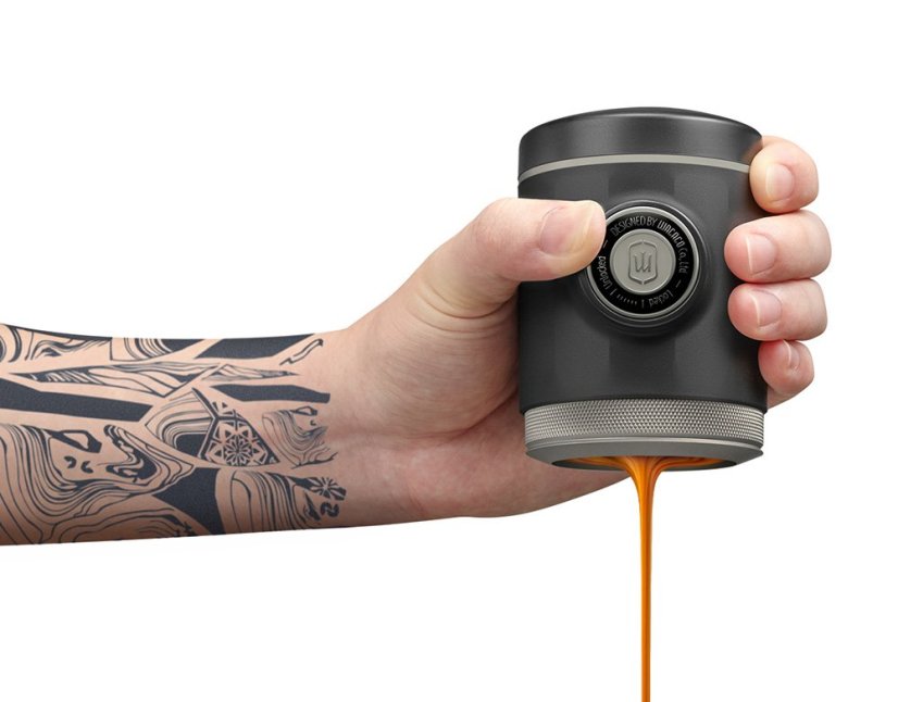 Cestovný kávovar na espresso Wacaco Picopresso.