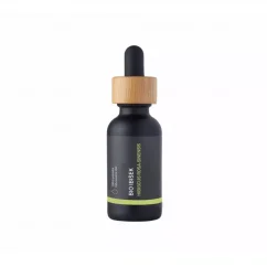 BIO Ibišek est une huile infusée 100 % naturelle qui offre un doux arôme floral. BIO Ibišek est une huile infusée 100 % naturelle qui offre un doux arôme floral.