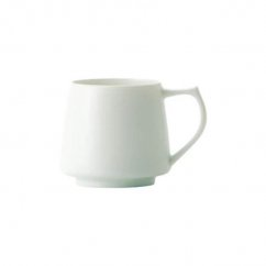 Taza de té de porcelana blanca, marca Origami.