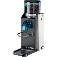 Moulin à café électrique Rancilio Rocky Doserless, qui atteint une vitesse de broyage d'environ 0,8 gramme par seconde.