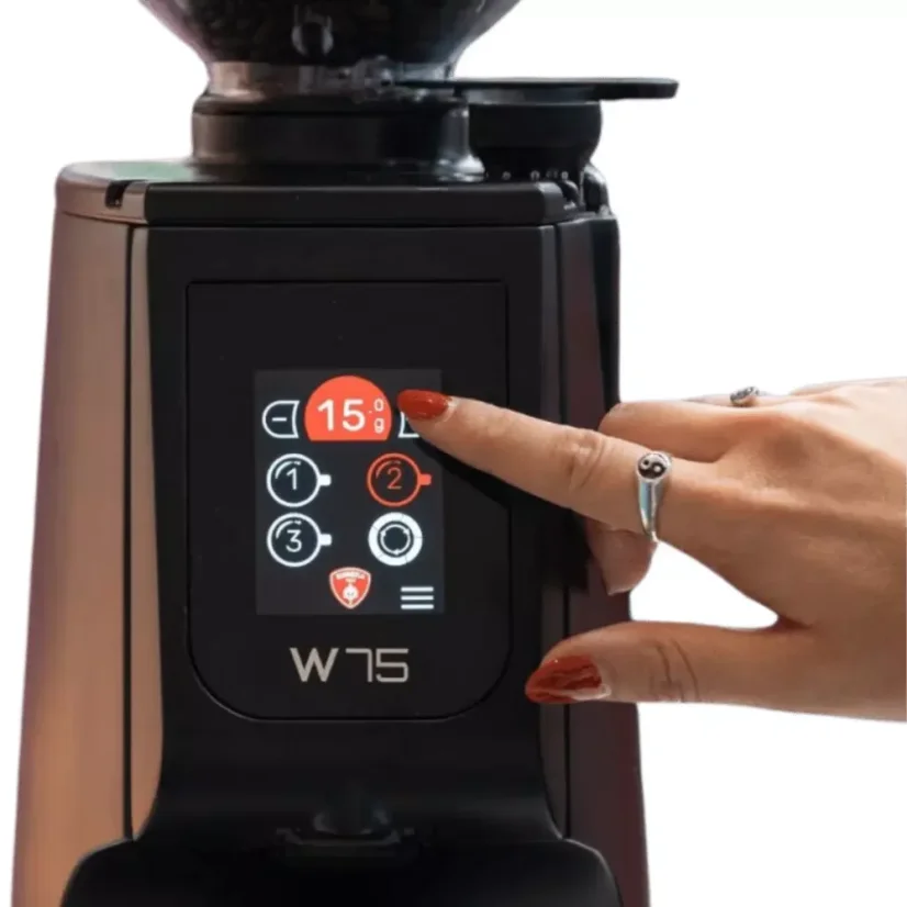 The black Eureka Atom W 75 is a quality espresso coffee grinder that features an adjustable dosing function for precise grinding.