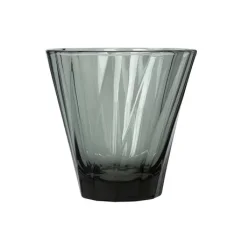 Čierny sklenený šálka na cappuccino Loveramics Twisted s objemom 180 ml vyrobená zo skla.
