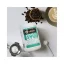 Producto para limpiar los circuitos de café en un envase de plástico blanco con estampado azul.