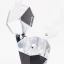 Cafetière moka noire Bialetti Moka Express avec une capacité de 6 tasses de café.