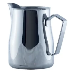 Gourde en inox pour le lait de Motta Europa d'une capacité de 750 ml. Gourde en inox pour le lait de Motta Europa d'une capacité de 750 ml.