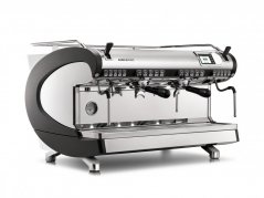 Professional lever coffee machine Aurelia Wave with raised heads