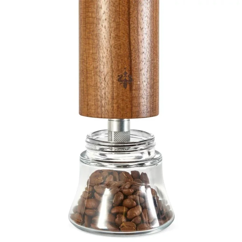Eureka Baby Grinder v orechové farbe so sklenenou násypkou.