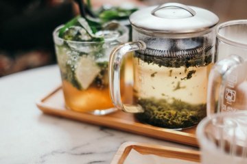 De ce să bei ceaiuri din plante și cum să pregătești băuturi din ele pentru serile de iarnă