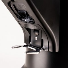 Detail mlynčeka na espresso Eureka Nadir 65 Touch.