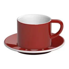 Roter Porzellan-Cappuccinotasse mit einem Volumen von 150 ml und Untertasse von Loveramics aus der Kollektion Bond.