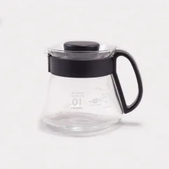 Üveg kávékiöntő Hario Range, 360 ml űrtartalmú, ideális a szűrt kávé elkészítéséhez.