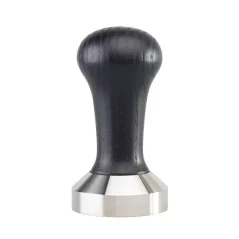 Tamper 49 mm-es alappal a kávé tömörítéséhez. Tamper 49 mm-es alappal a kávé tömörítéséhez.