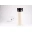 Gourde thermique en acier inoxydable blanc de 500 ml sur un fond blanc avec une tasse de café. Gourde thermique en acier inoxydable blanc de 500 ml sur un fond blanc avec une tasse de café.