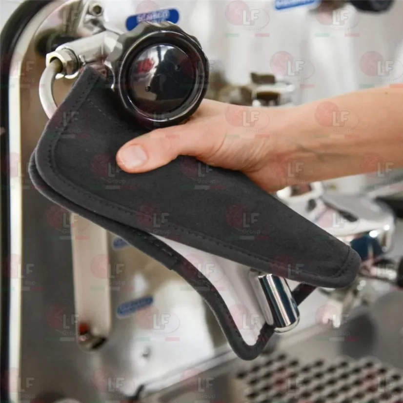 JoeFrex barista cloth for steam wand, size 150 x 150 mm, ideal for maintaining and cleaning espresso machines.