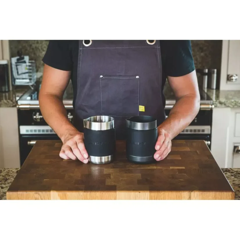 Pichet à lait Barista & Co Shorty Steel d'une capacité de 600 ml, idéal pour la préparation d'une mousse parfaite pour le cappuccino.